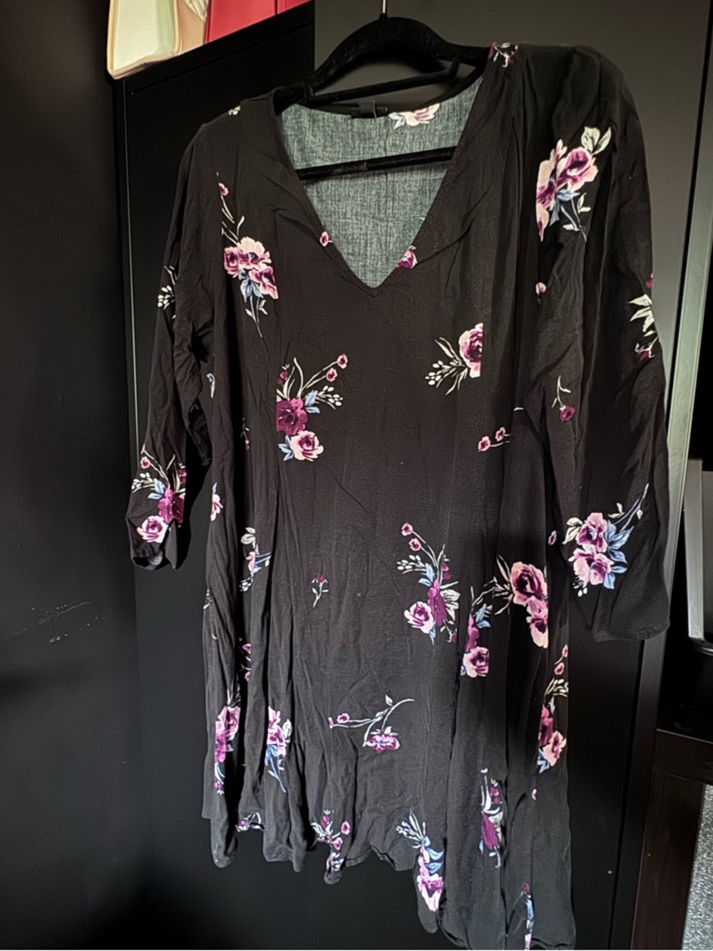 Torrid Black Floral Flowy Lightweight V-Neck Dress with Purple Flowers, Size 3